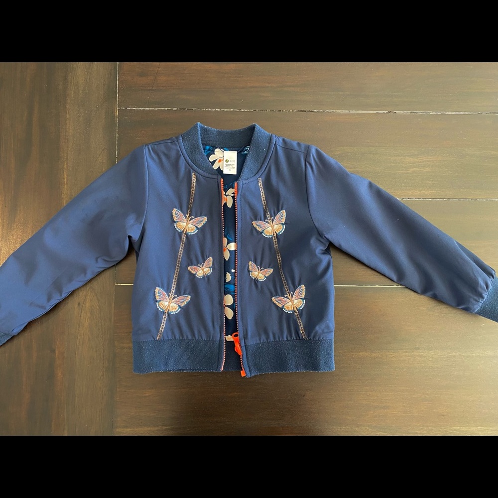PL Kids girls reversible nominee jacket. Size 4.